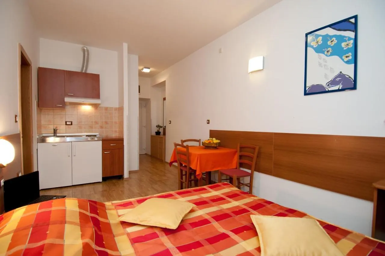 Apartments And Rooms Liburnija Opatija