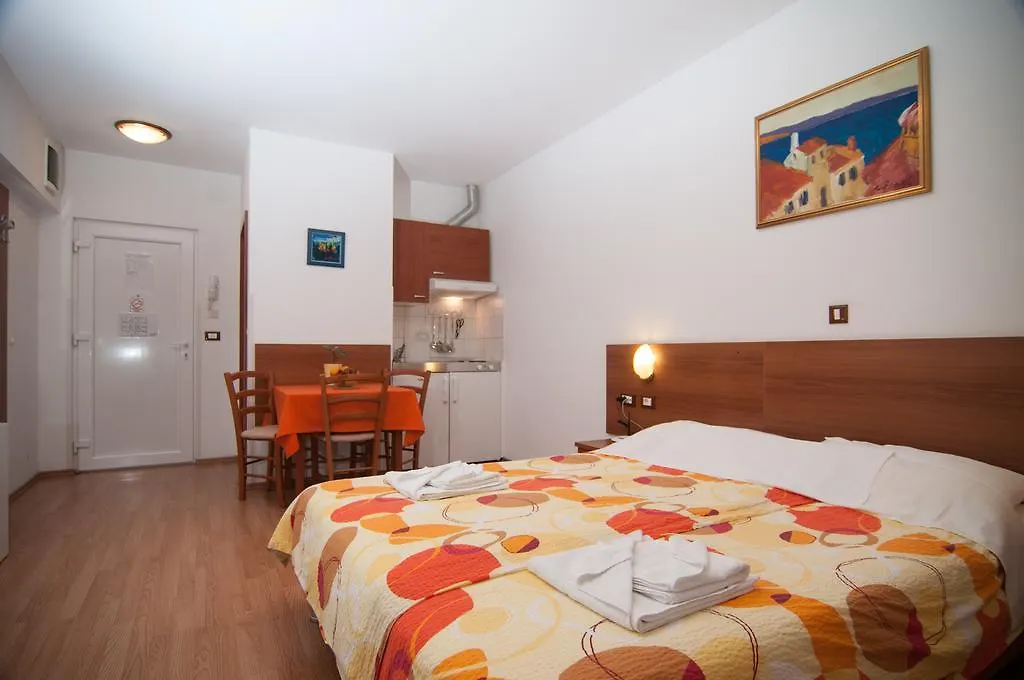 Apartments And Rooms Liburnija Opatija