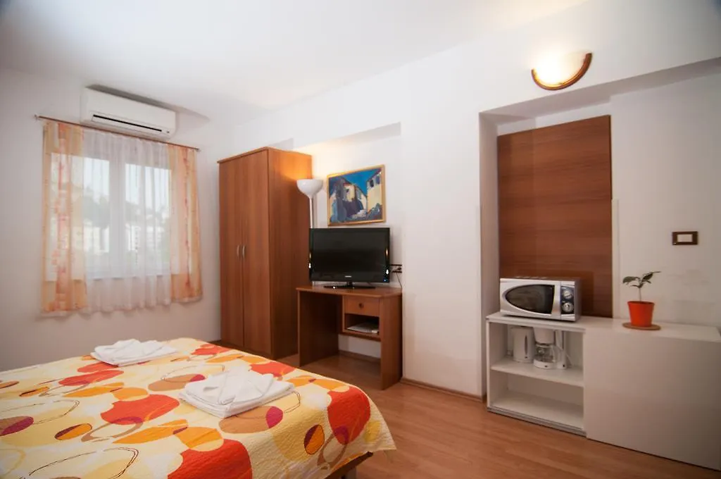 Apartments And Rooms Liburnija Opatija