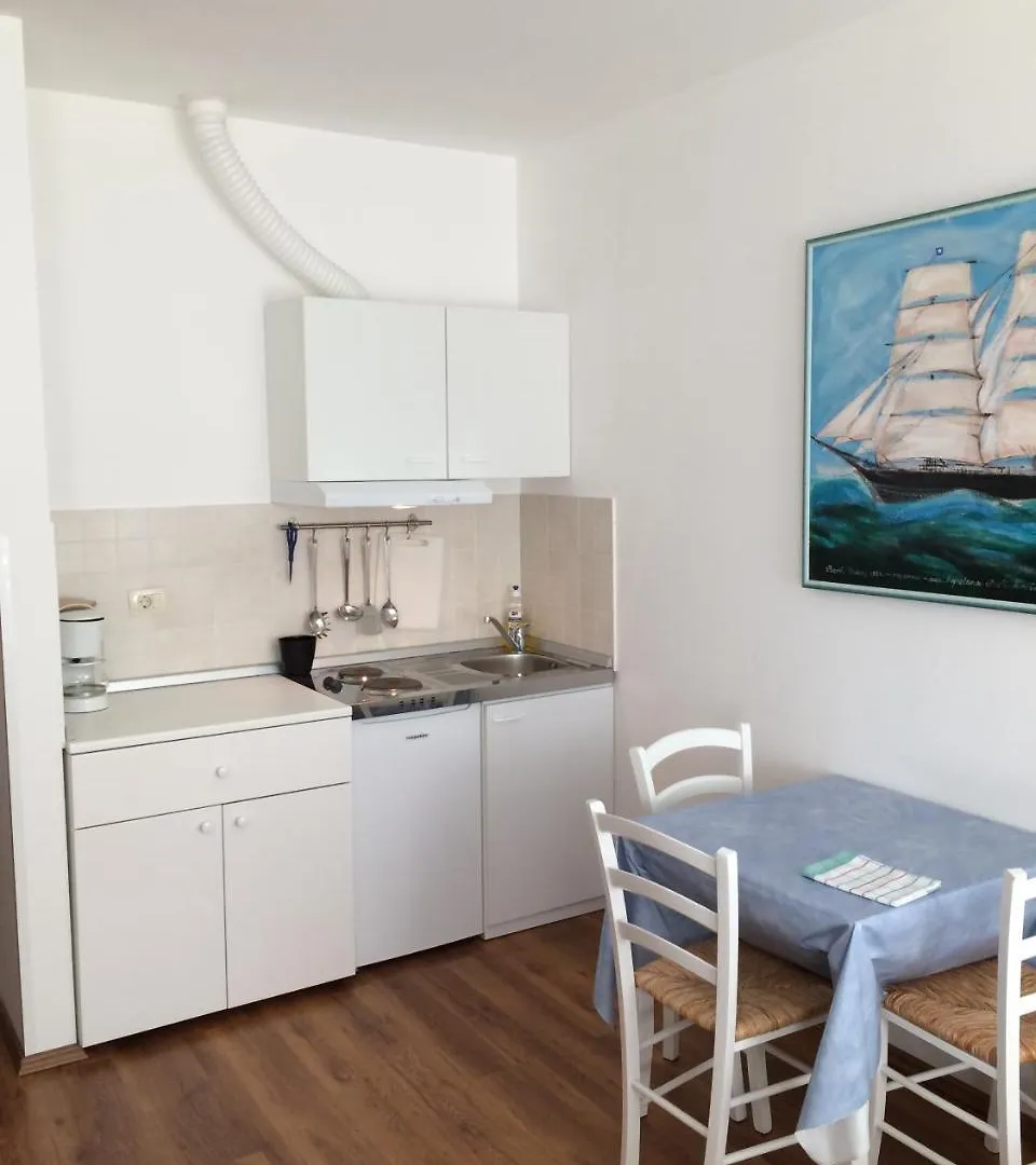 Apartments And Rooms Liburnija Opatija